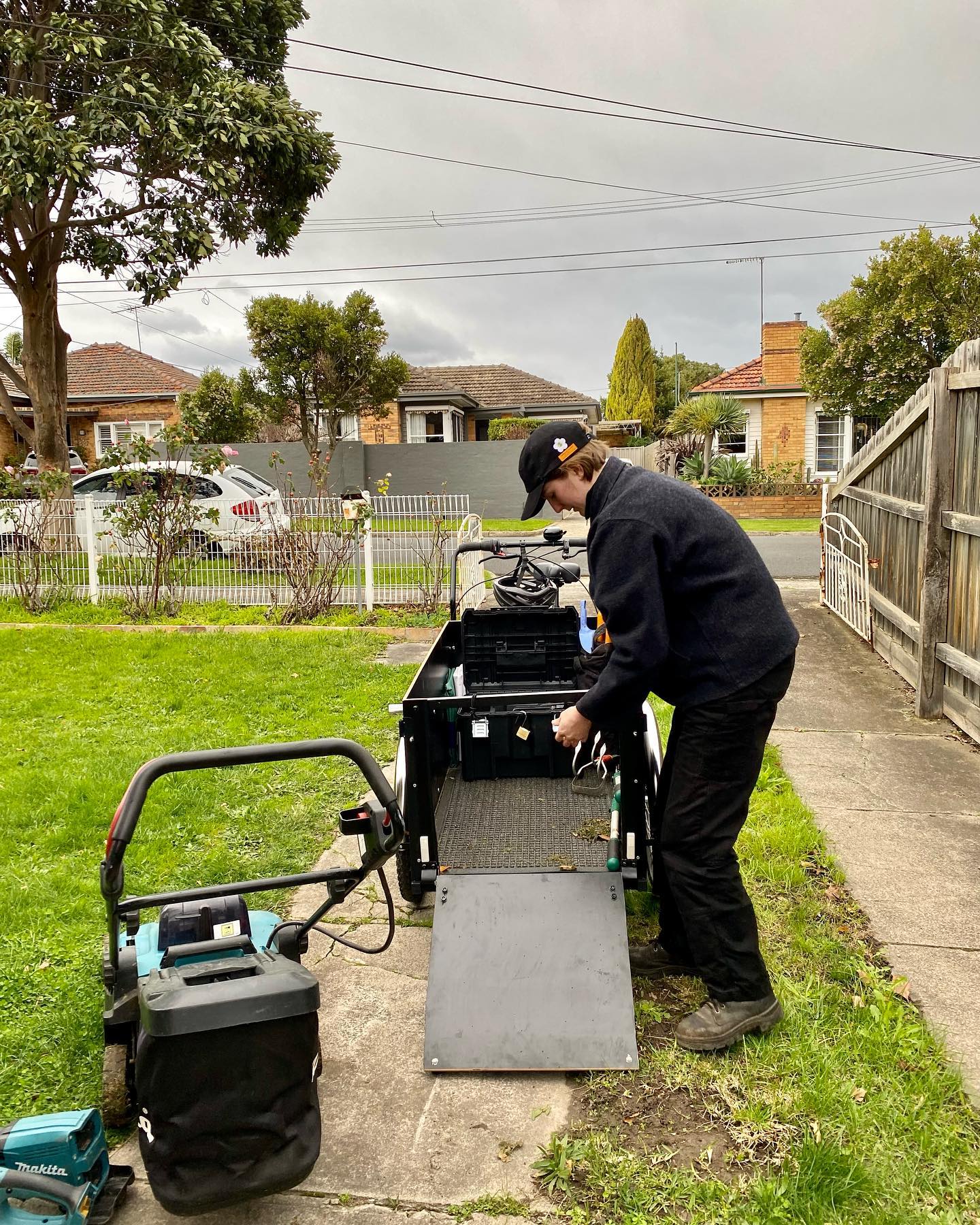 The Growing Cycle - Bicycle Gardeners in Thornbury