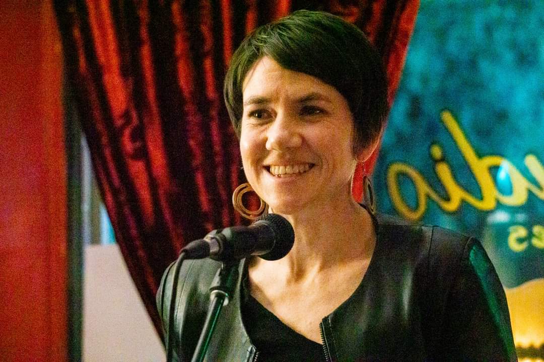 Photograph of Nadia Rhook performing