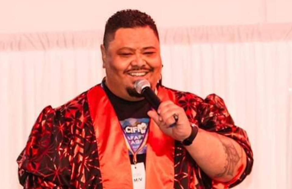 Marqy Kitione, MCing Miss Fa'afafine Victoria Pageant 2023